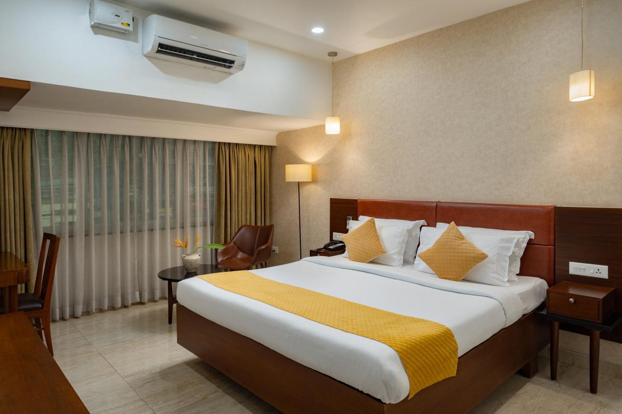 Hotel Aida Kottayam Eksteriør bilde
