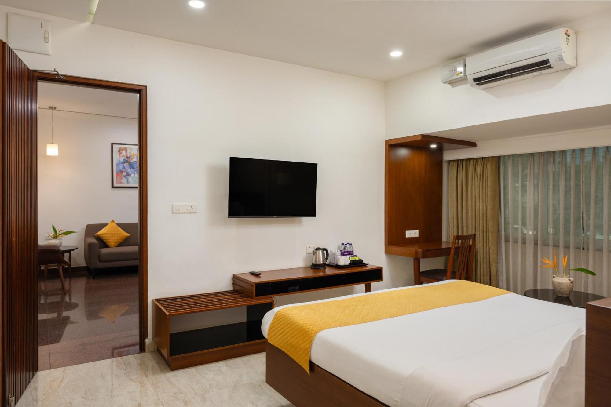 Hotel Aida Kottayam Eksteriør bilde