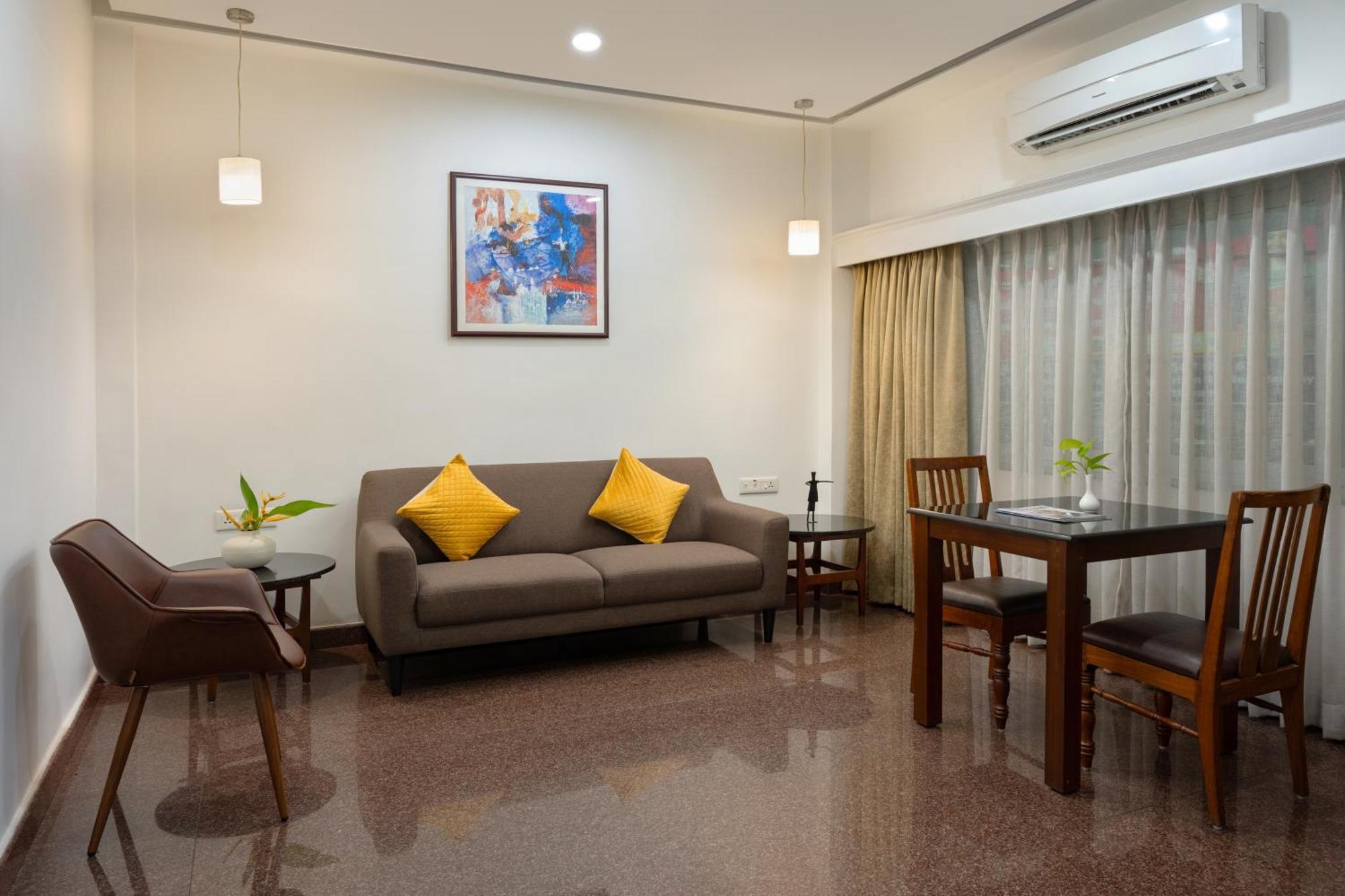 Hotel Aida Kottayam Eksteriør bilde