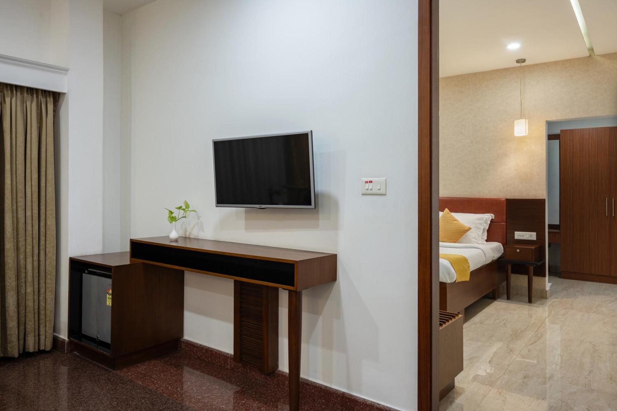 Hotel Aida Kottayam Eksteriør bilde