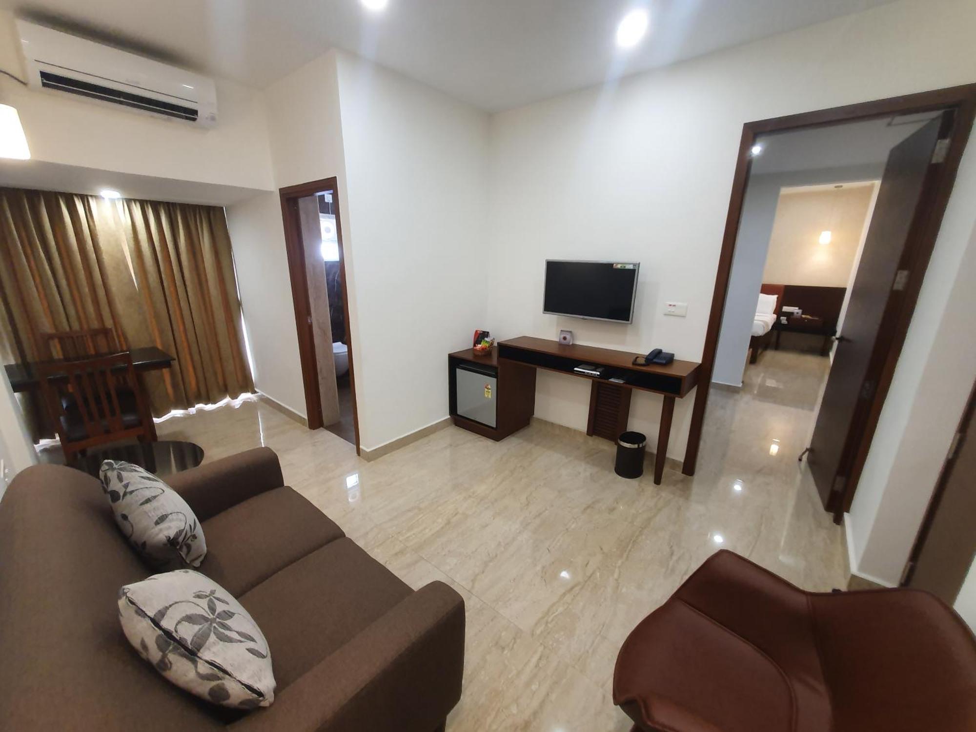 Hotel Aida Kottayam Eksteriør bilde