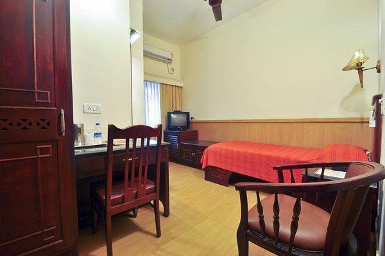 Hotel Aida Kottayam Eksteriør bilde