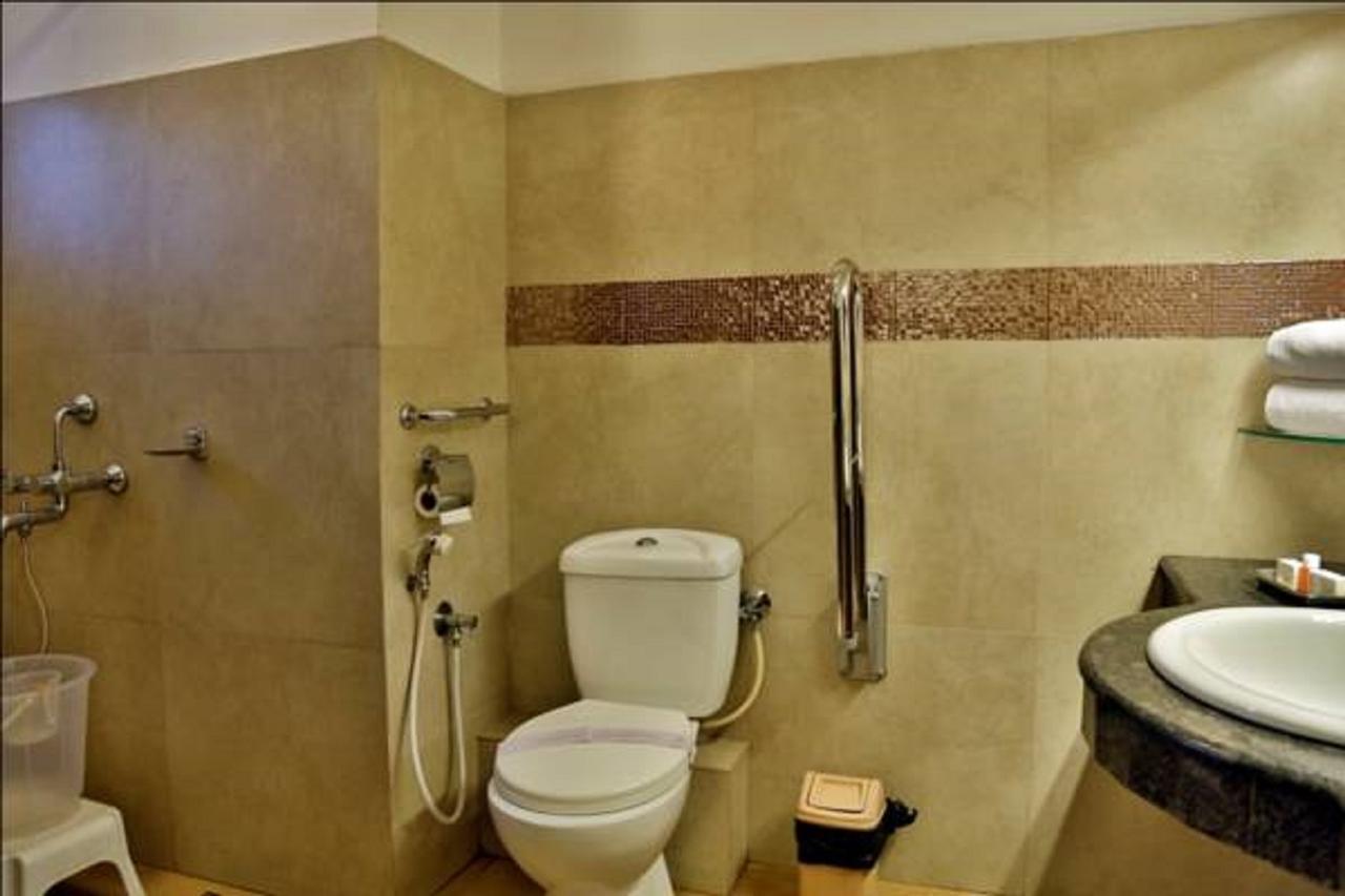 Hotel Aida Kottayam Eksteriør bilde