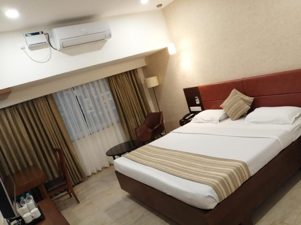 Hotel Aida Kottayam Eksteriør bilde