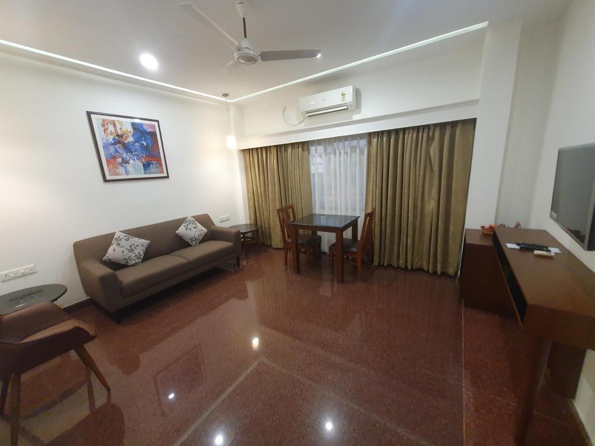 Hotel Aida Kottayam Eksteriør bilde